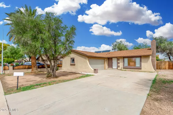 Phoenix, AZ 85033,7132 W VERDE Lane