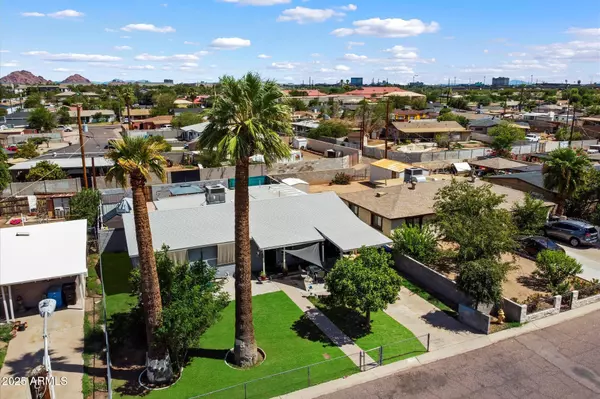 Phoenix, AZ 85008,1225 N 33RD Street
