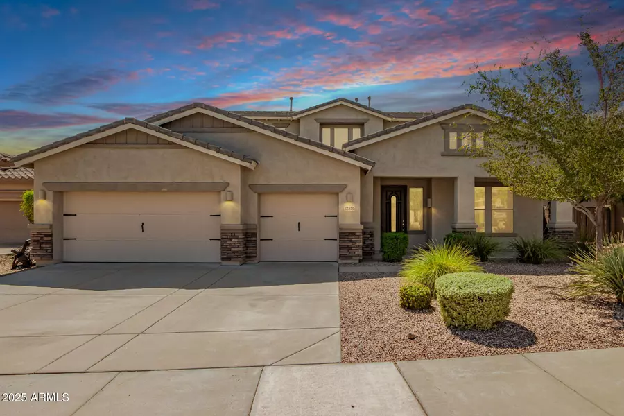 12335 W MILTON Drive, Peoria, AZ 85383