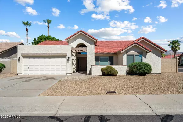 11128 E SAHUARO Drive, Scottsdale, AZ 85259