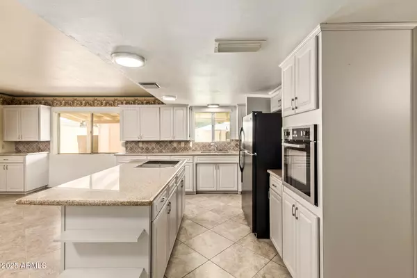 Mesa, AZ 85203,261 N Hunt Drive E