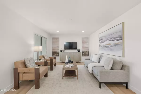 Litchfield Park, AZ 85340,498 S VILLA NUEVA Drive