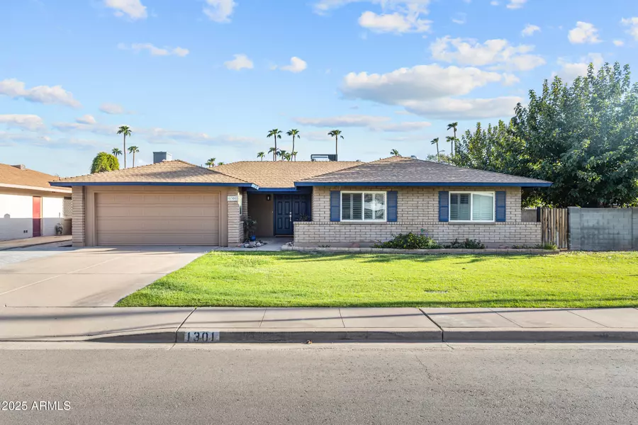 1301 E WATSON Drive, Tempe, AZ 85283