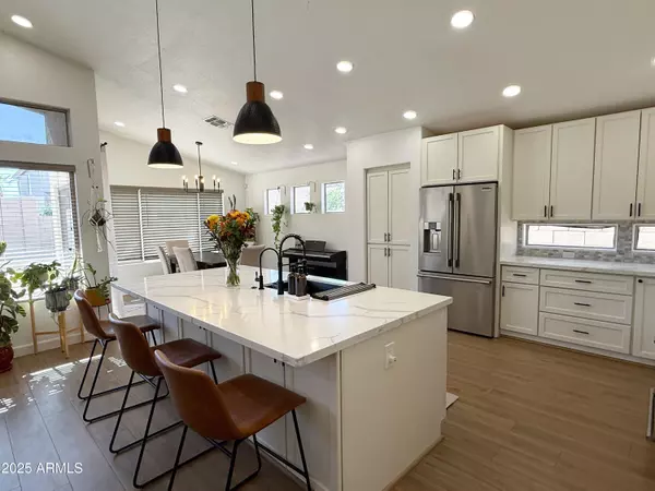 Phoenix, AZ 85045,16025 S 18th Drive