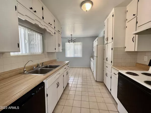Mesa, AZ 85201,1535 W 5TH Place