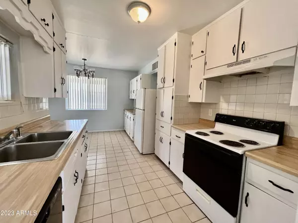 Mesa, AZ 85201,1535 W 5TH Place
