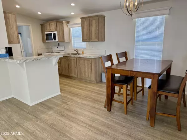 Black Canyon City, AZ 85324,19370 E ABBOTT Street