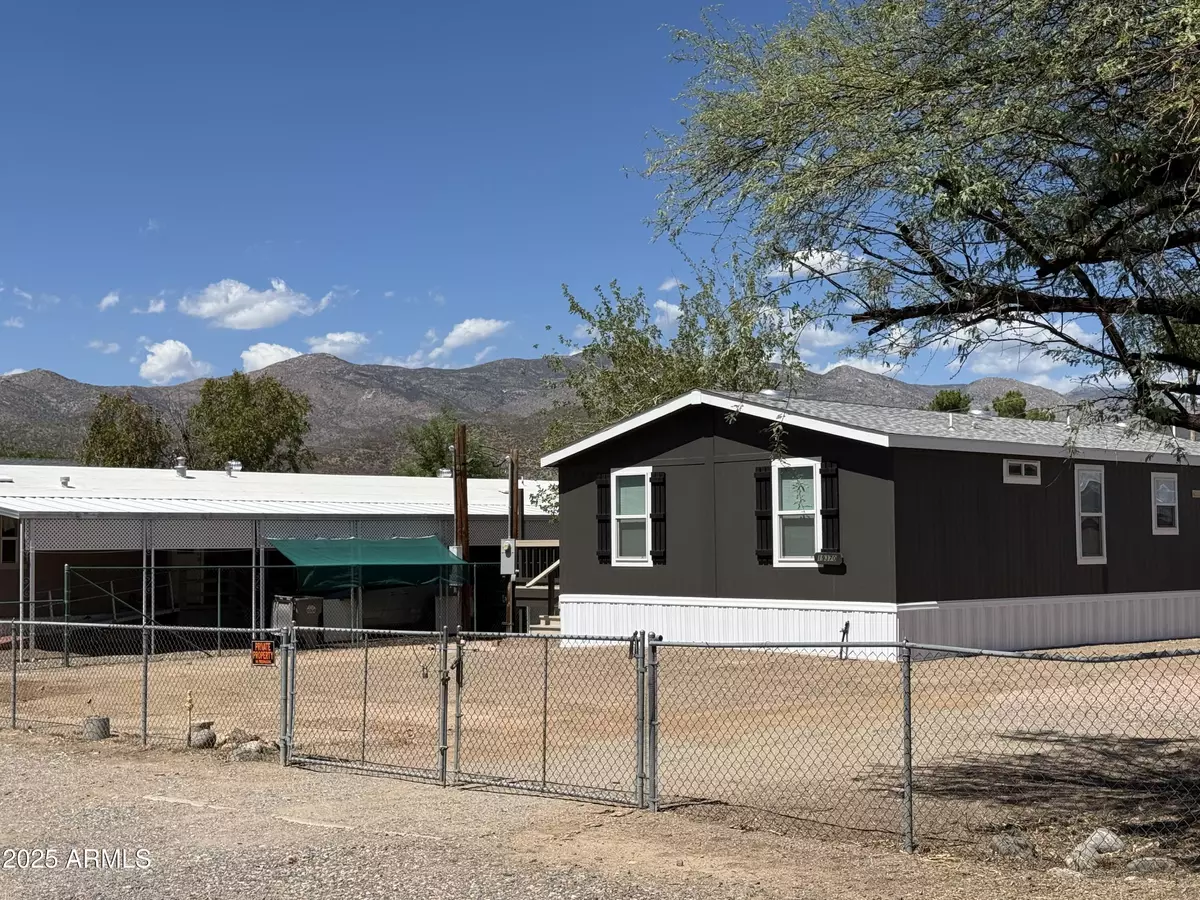 Black Canyon City, AZ 85324,19370 E ABBOTT Street