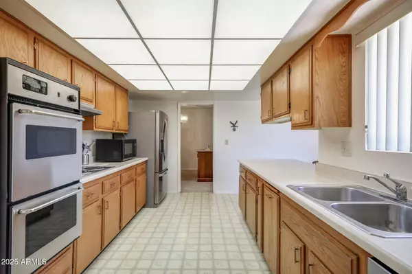Sun City, AZ 85351,10415 W CAMELOT Circle