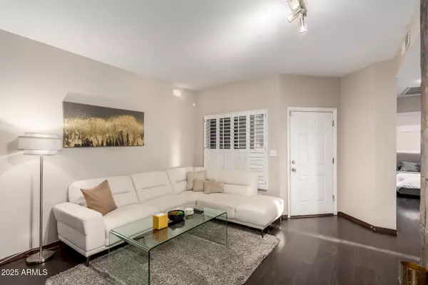 Phoenix, AZ 85016,4201 N 20TH Street #115