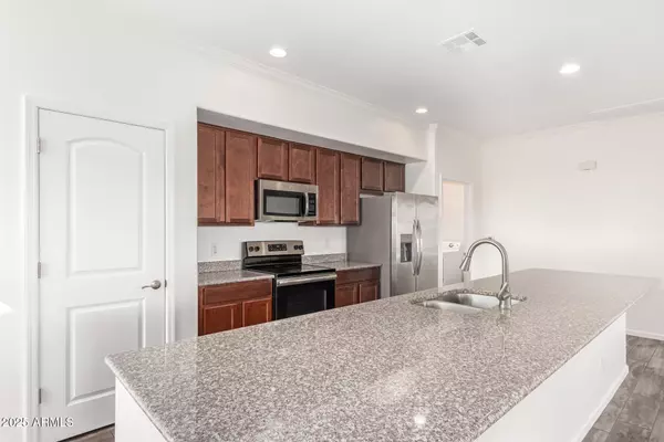 Chandler, AZ 85225,900 S CANAL Drive #238