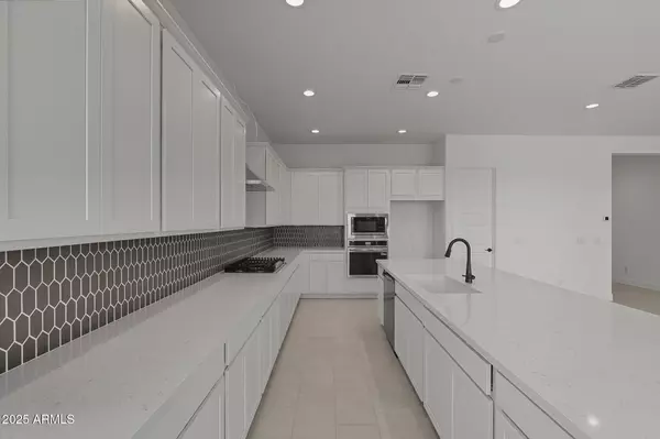 Goodyear, AZ 85338,8494 S 168th Avenue