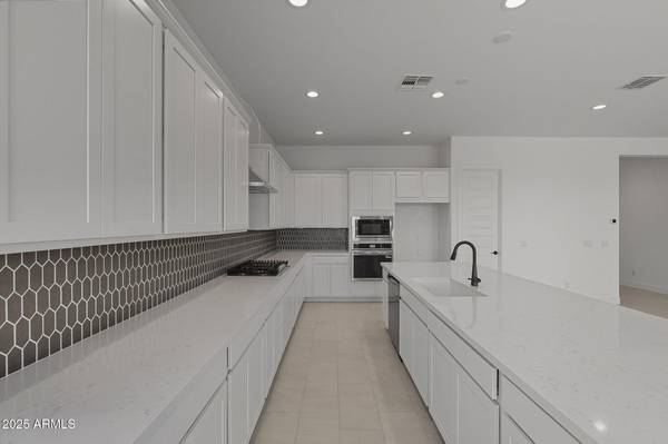 Goodyear, AZ 85338,8494 S 168th Avenue