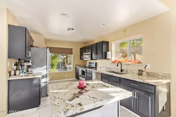 Surprise, AZ 85379,15450 W HOPE Drive