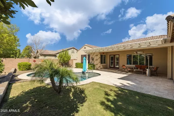 Mesa, AZ 85205,3907 E ENROSE Street