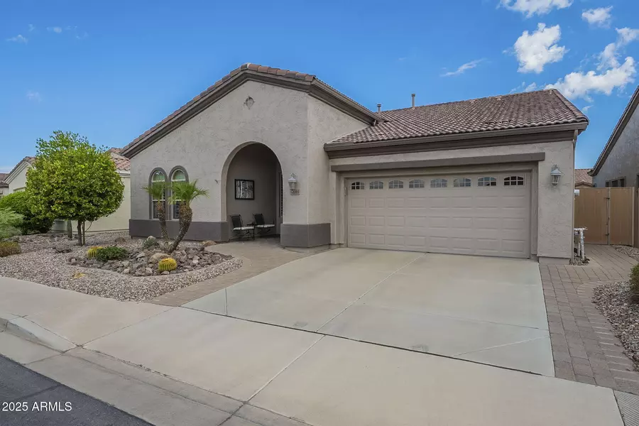 4644 E SOURWOOD Drive, Gilbert, AZ 85298