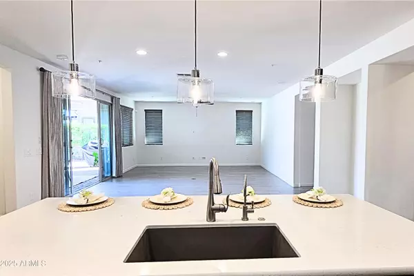 Peoria, AZ 85383,13418 W Miner Trail