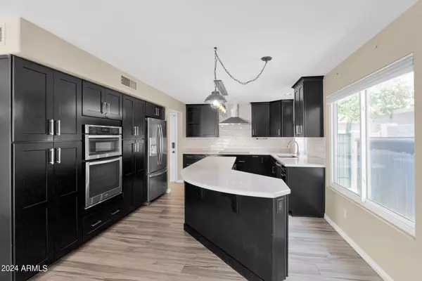 Mesa, AZ 85215,6457 E SNOWDON Street