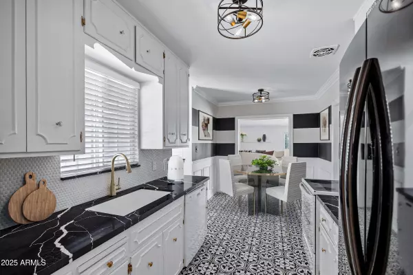 Phoenix, AZ 85016,3202 N 21ST Street