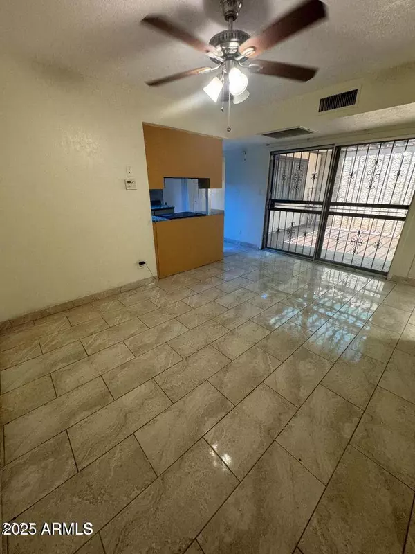 Phoenix, AZ 85051,8110 N 31ST Drive