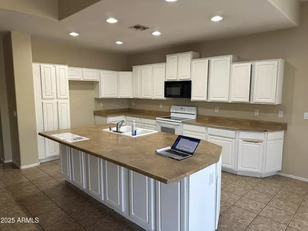Chandler, AZ 85225,2441 E BINNER Drive