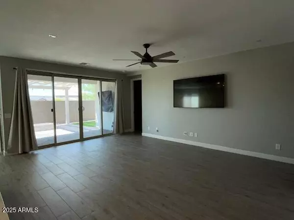Phoenix, AZ 85048,731 E MARBLEWOOD Way