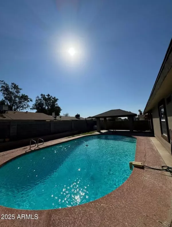 Phoenix, AZ 85033,6629 W COOLIDGE Street