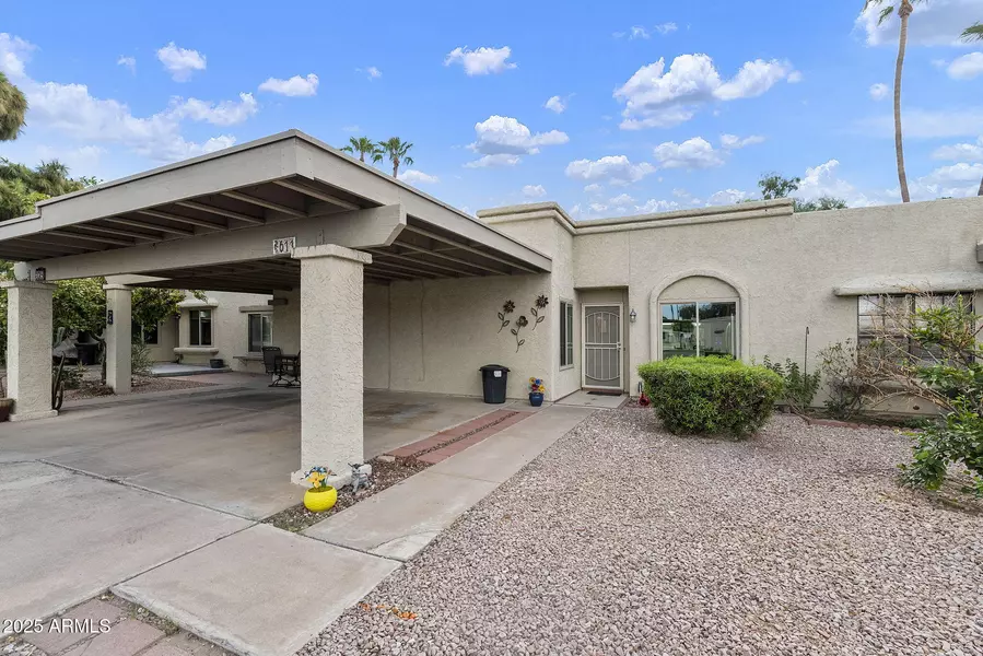 611 S DESERT FLOWER Drive, Mesa, AZ 85208