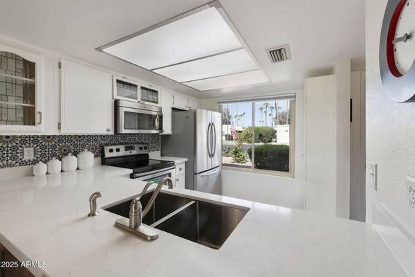 Mesa, AZ 85208,611 S DESERT FLOWER Drive