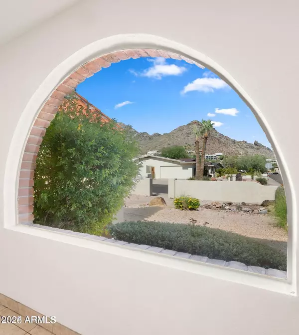 Phoenix, AZ 85020,7012 N 22ND Street