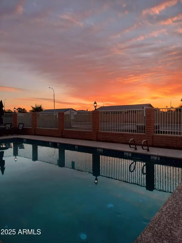 Chandler, AZ 85225,1505 N EVERGREEN Street #42
