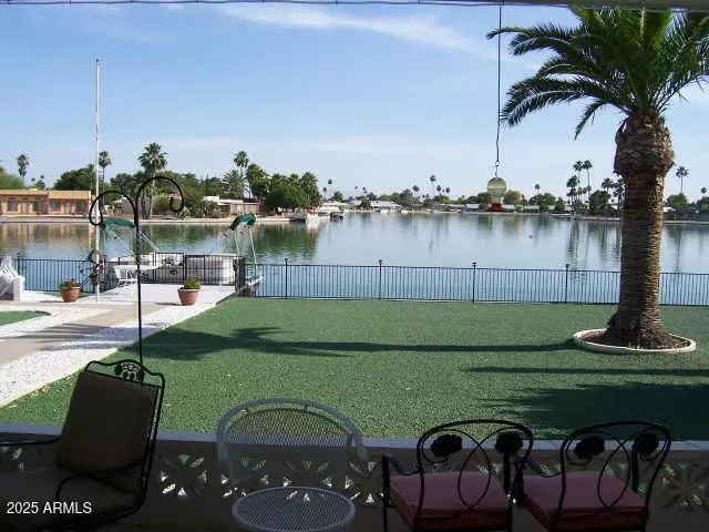 14013 N Whispering Lake Drive, Sun City, AZ 85351