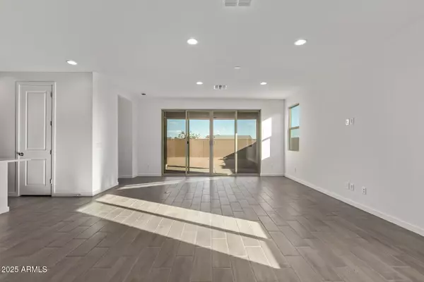 Maricopa, AZ 85138,21599 N DANIEL Drive
