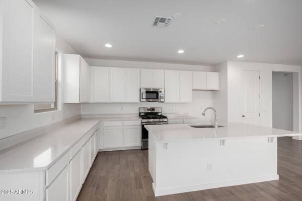 Maricopa, AZ 85138,21581 N DANIEL Drive