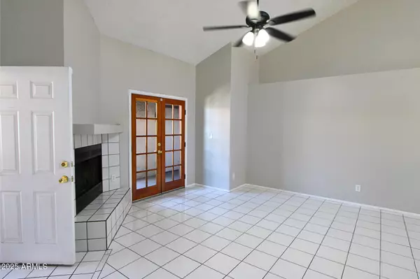 Phoenix, AZ 85032,16402 N 31ST Street #214