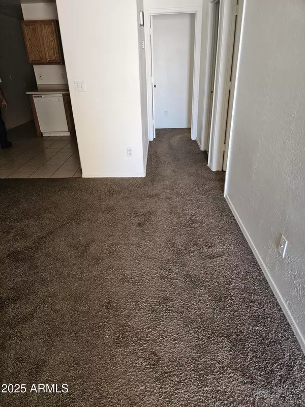 Arizona City, AZ 85123,15676 S MOON VALLEY Road #2