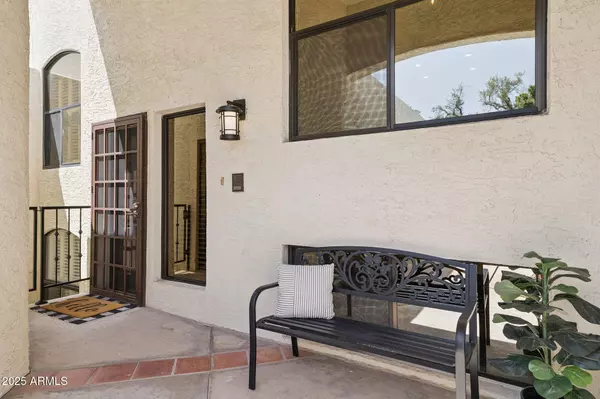 Phoenix, AZ 85016,5732 N 25TH Street