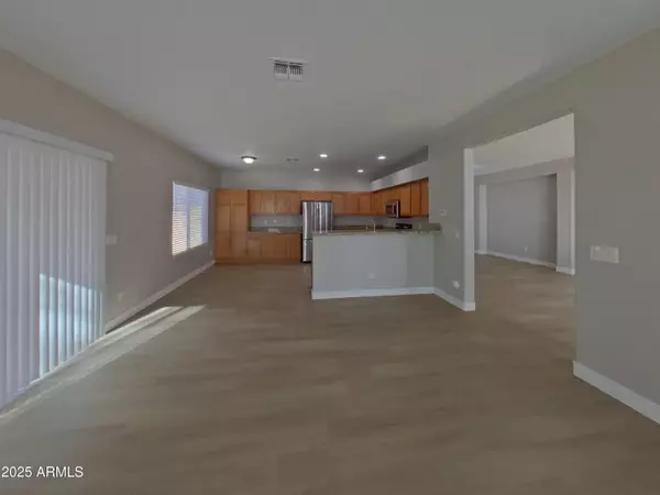 Tolleson, AZ 85353,10117 W LUXTON Lane
