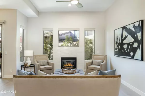 Scottsdale, AZ 85255,20802 N GRAYHAWK Drive #1151