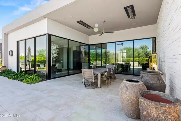 Paradise Valley, AZ 85253,6838 E JOSHUA TREE Lane