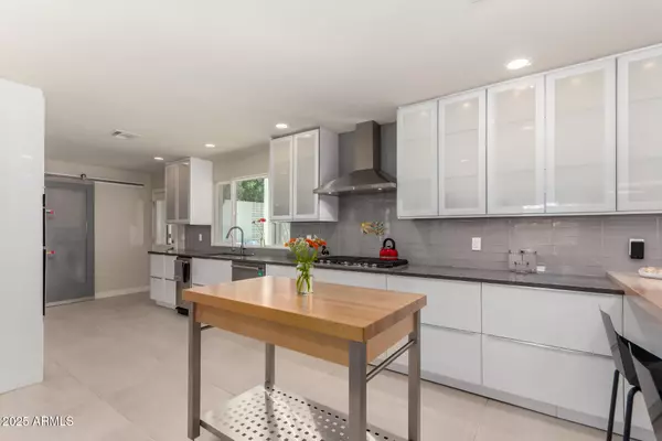 Phoenix, AZ 85021,1416 W ORCHID Lane