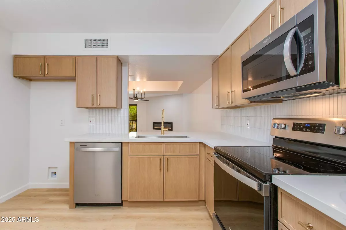 Scottsdale, AZ 85258,9355 N 91ST Street #234
