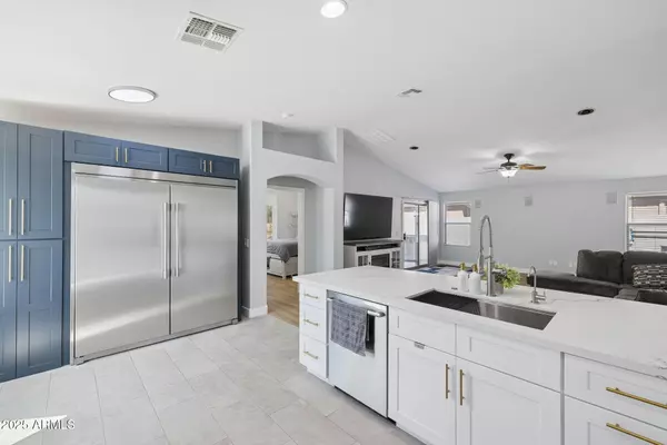 Gilbert, AZ 85298,6092 S BRIDAL VAIL Drive