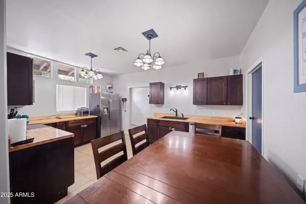 Wickenburg, AZ 85390,526 N MADISON Street