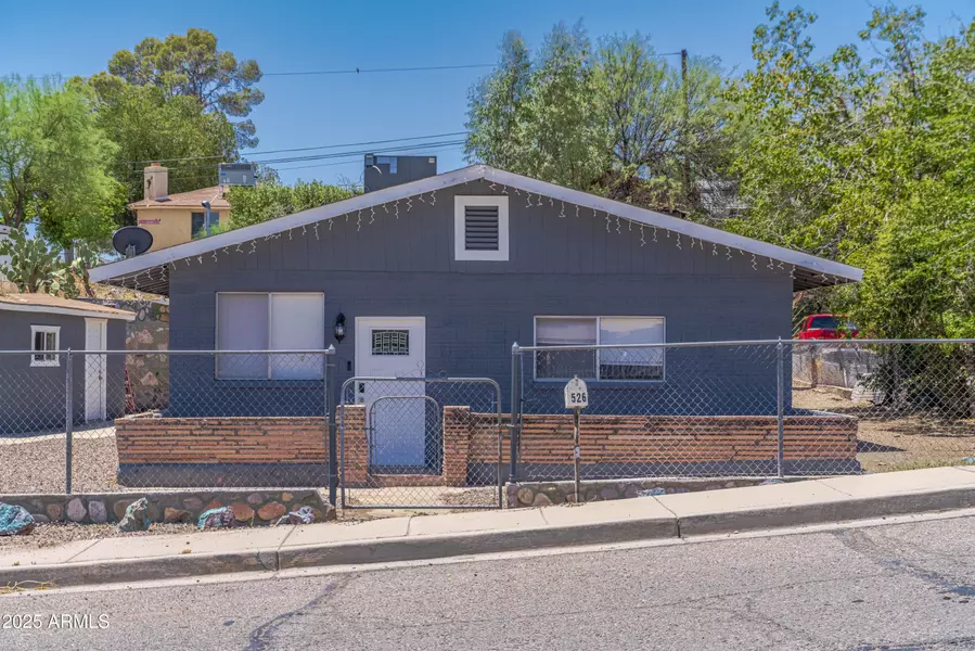 526 N MADISON Street, Wickenburg, AZ 85390
