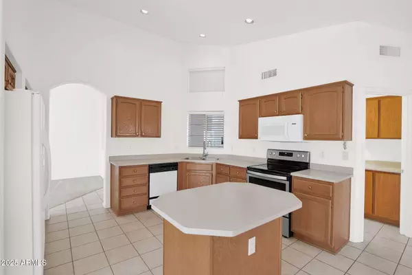 Goodyear, AZ 85395,14814 W PICCADILLY Road
