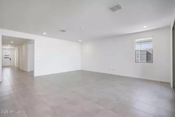 Buckeye, AZ 85326,24180 W RAYMOND Street