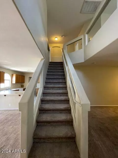 Gilbert, AZ 85296,2528 E SHEFFIELD Avenue