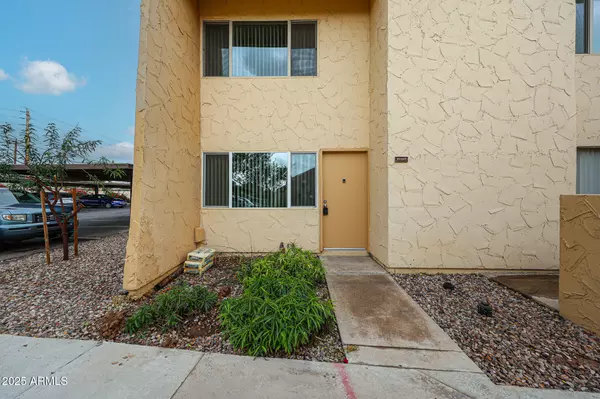 Scottsdale, AZ 85251,8055 E THOMAS Road #D107