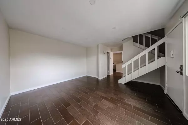 Scottsdale, AZ 85251,8055 E THOMAS Road #D107